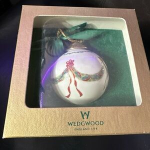 Vintage Wedgwood Holiday Garland Ball Christmas Ornament